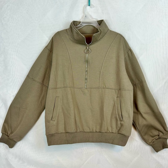 NEW Womens 1/2 Zip Thick Fleece Sweatshirt with Pockets / Size large - Picture 4 of 11